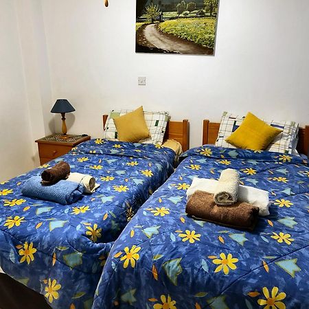 Award-Winning 3-Bedroom Apartment Near Beach Пафос Экстерьер фото