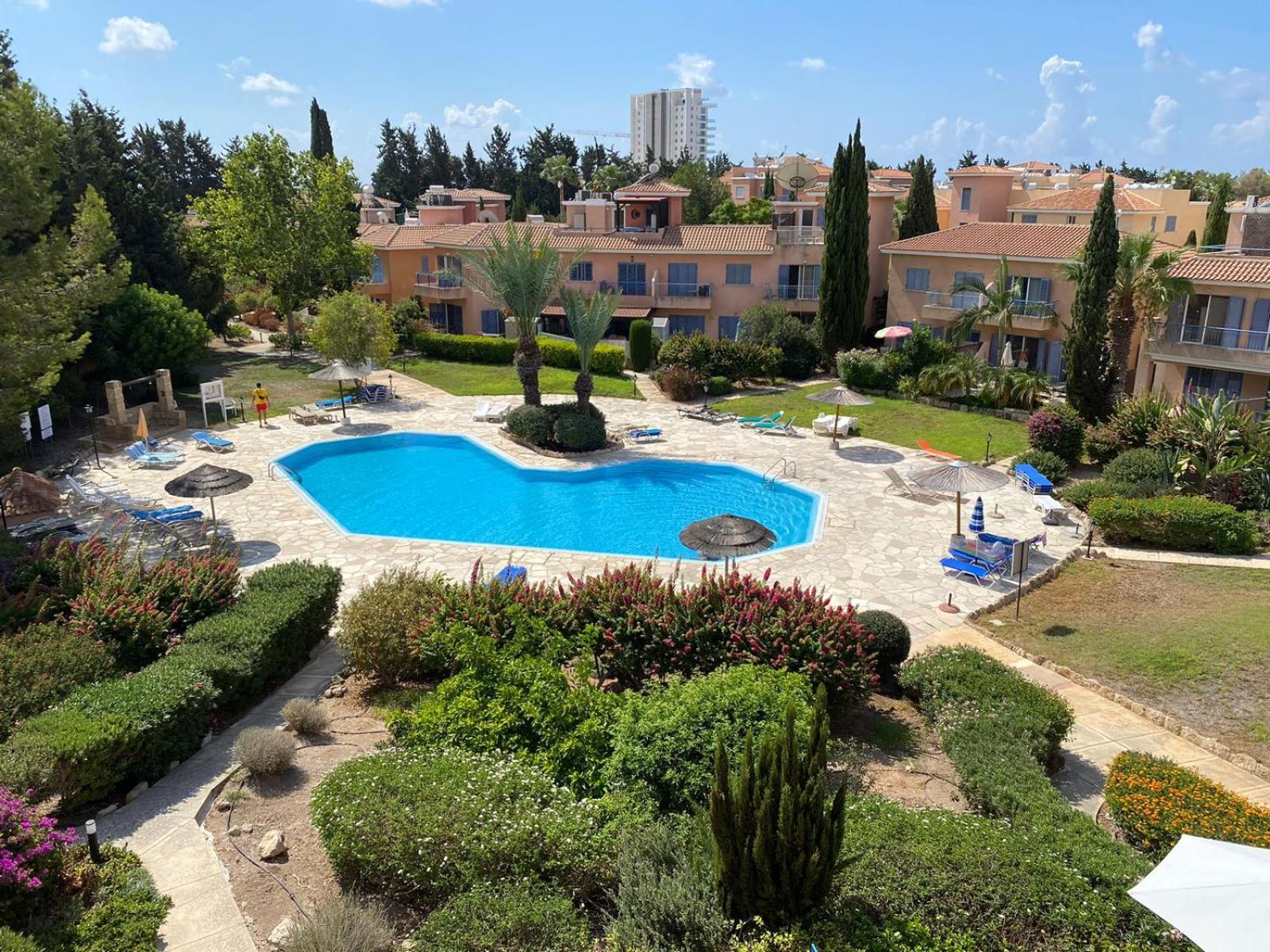 Award-Winning 3-Bedroom Apartment Near Beach Пафос Экстерьер фото